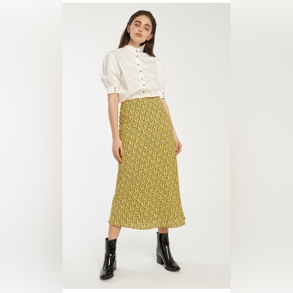 C/meo sanguine blue black Floral Yellow midi Skirt size medium EUC